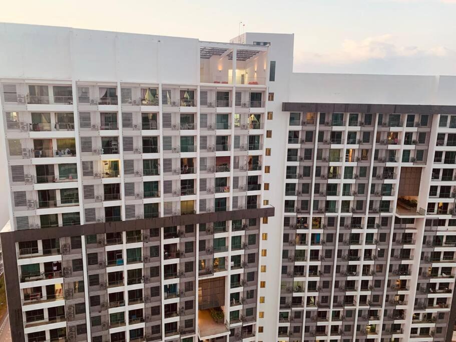 Couples Mind Relaxing Highfloor Staycation 9 Cyberjaya Esterno foto